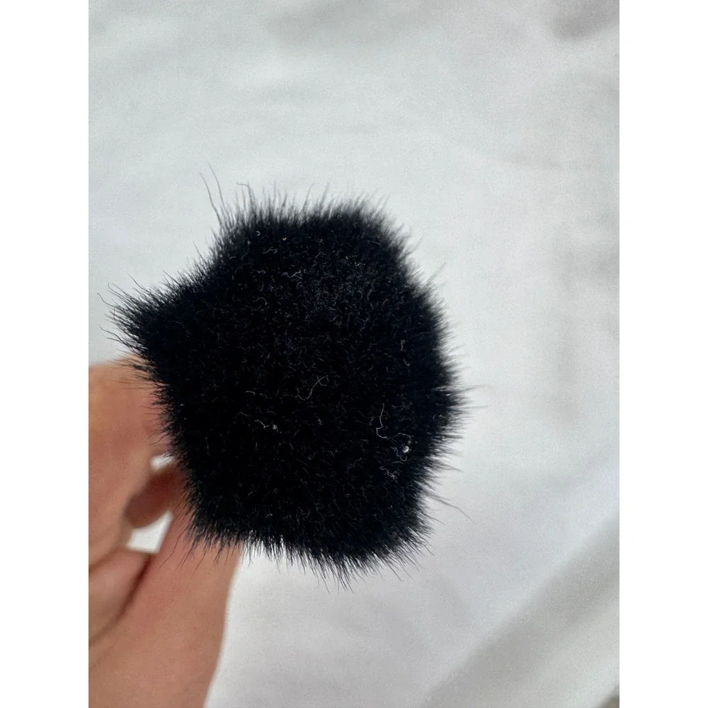 Crown Brush Tapered Powder Blush Contour Makeup Brush Black Silver Handle